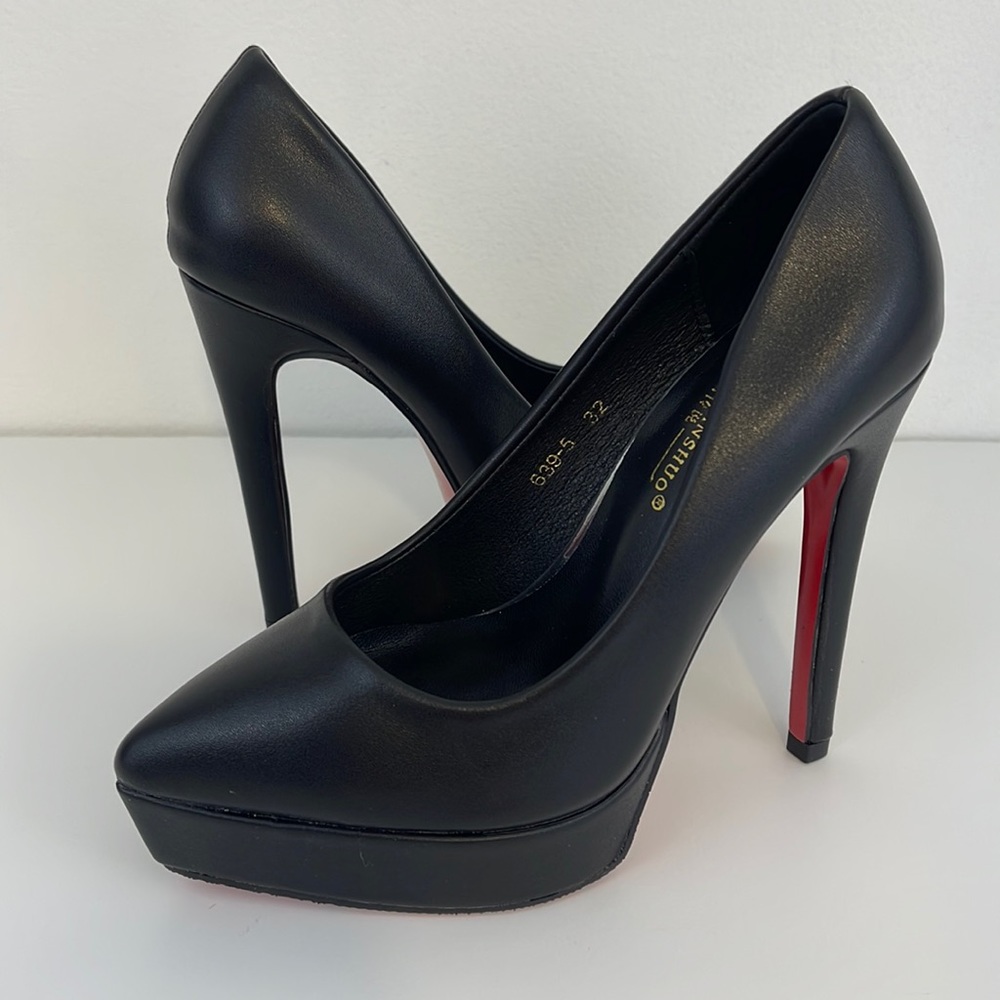Pointed Toe High Heel